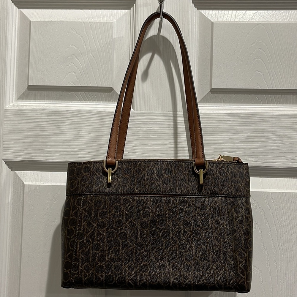 Calvin Klein Purse - Picture 4 of 10